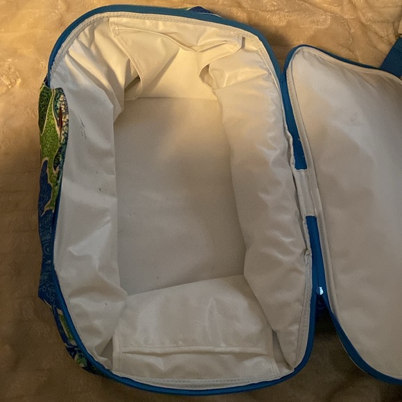 Vera Bradley Cooler —- picinic tote - Picture 3 of 10